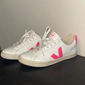 Veja Women's White and Pink Sneakers